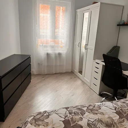 Pisito De Ainho レオン